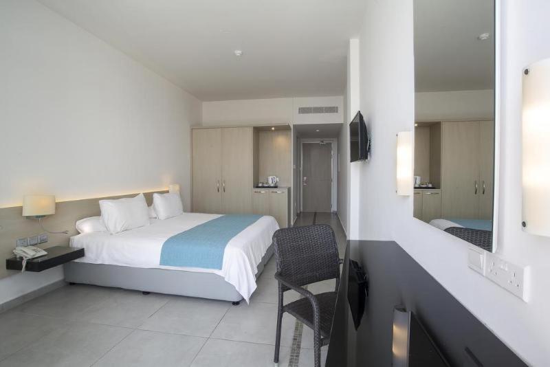 Mayfair 4* Paphos
