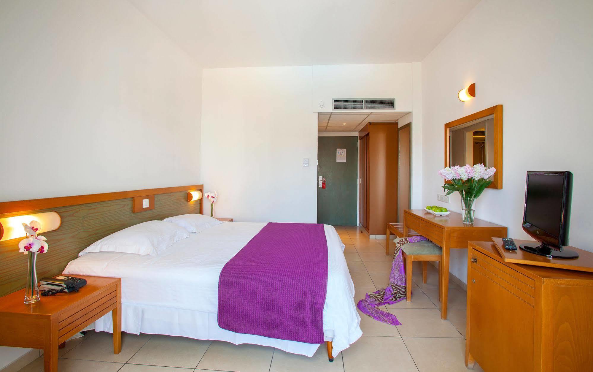 Mayfair Hotel